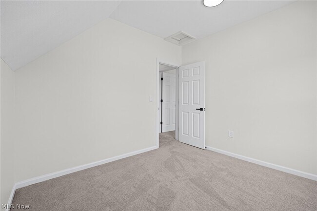 Building Photo - 12028 Wade Park Ave