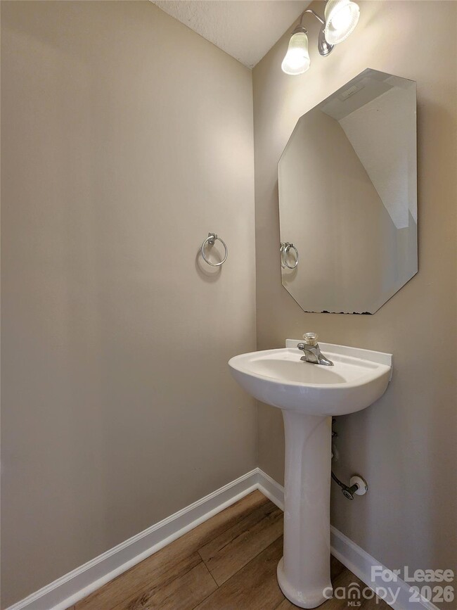 Building Photo - 1445 Matthew Allen Cir