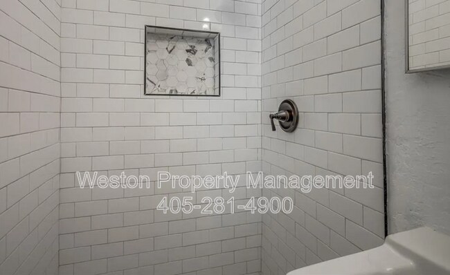Building Photo - 1428 NW 45th St