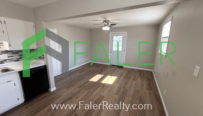 Building Photo - Freshly Updated and Ready to Move In!