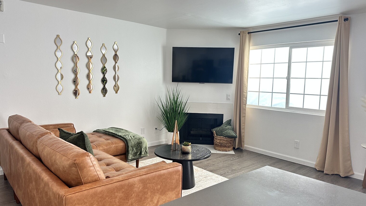 Building Photo - 4205 Ohio St