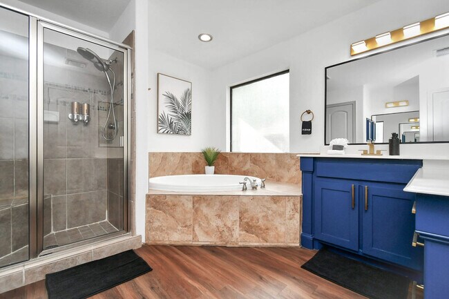 Building Photo - 2905 Baer St