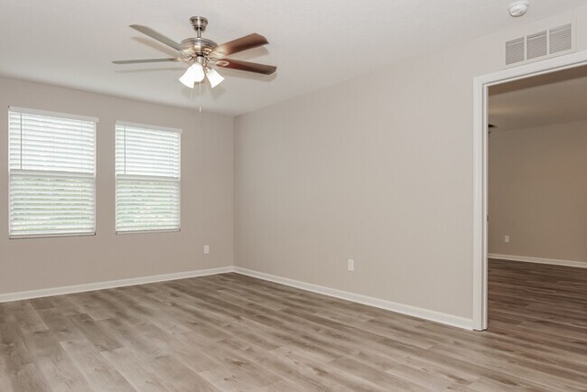 Building Photo - 1088 Cades Cv Wy