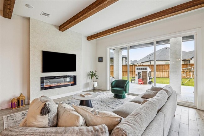Building Photo - 28247 Clear Breeze Ct