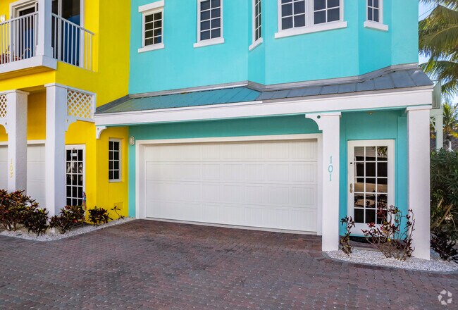 Entrance - South Beach Village