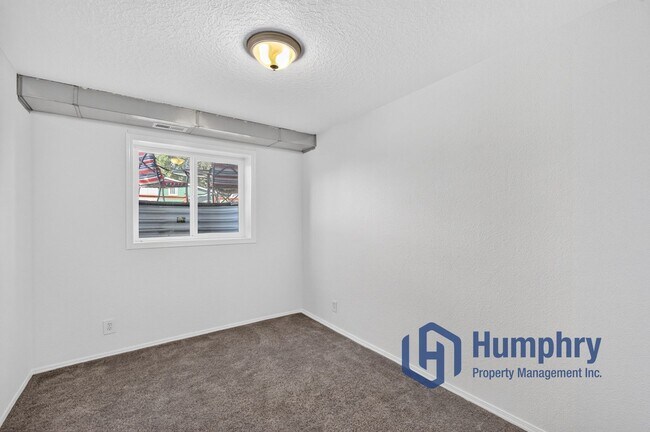 Building Photo - 13159 Ocotillo Dr