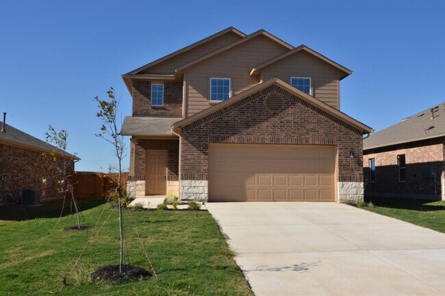 Primary Photo - 261 Northern Flicker St