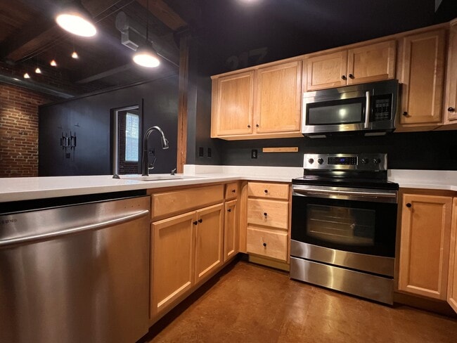 Building Photo - 55 S Harding St