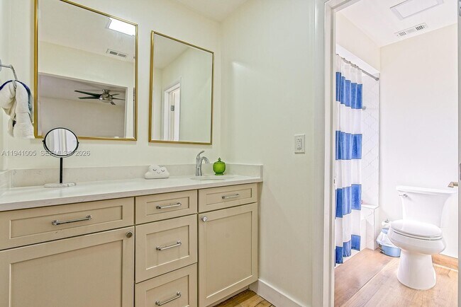 Building Photo - 10900 SW 124th Rd