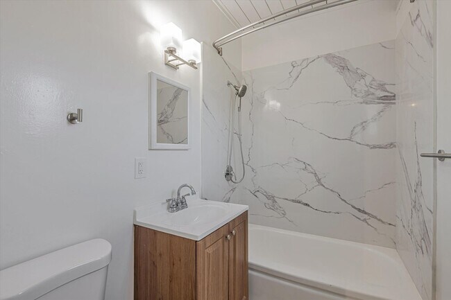 Building Photo - El Cerrito, Newly Renovated 2BR/1BA Upstairs Unit – Convenient Location!