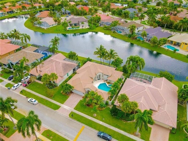 Building Photo - 20107 Ocean Key Dr