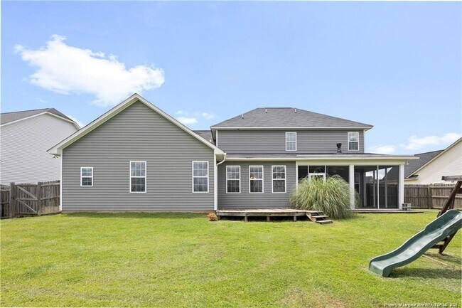 Building Photo - 1048 Ronald Reagan Drive