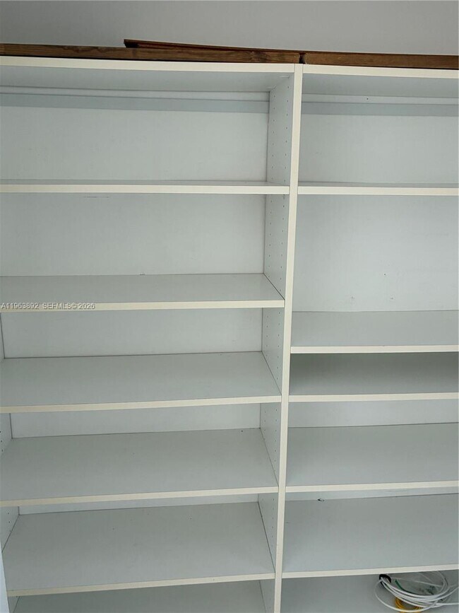 Building Photo - 3770 NE 171 St