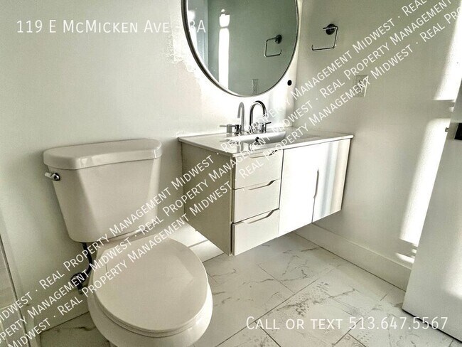 Building Photo - 119 E McMicken Ave