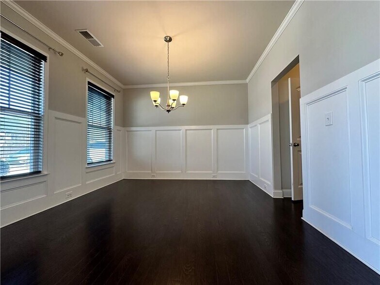 Building Photo - 3253 Cavendish Ct NE