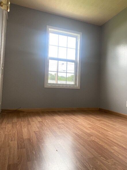 Building Photo - 14 N Ritchie Ave