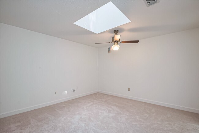 Building Photo - 18307 Champion Forest Dr