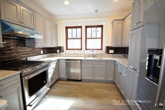 Building Photo - 44 Gerrish St
