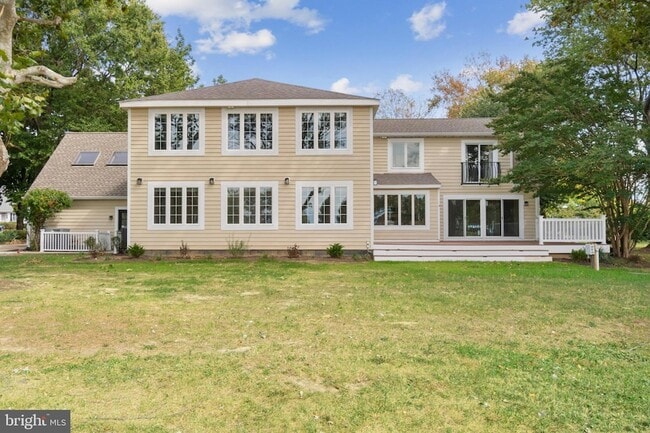 Building Photo - 2906 Cox Neck Rd E