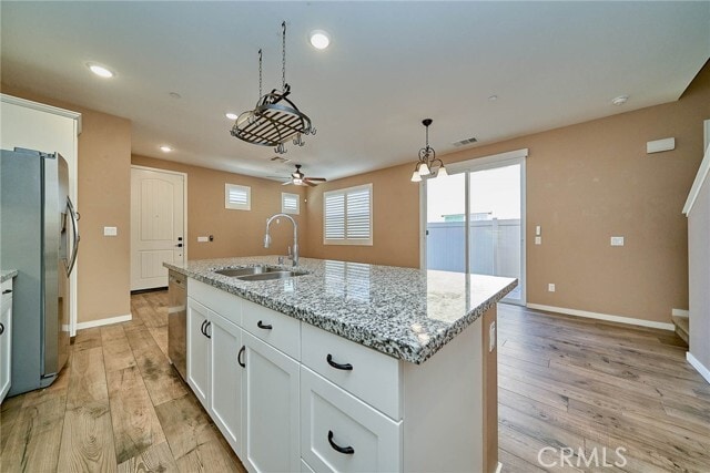 Building Photo - 35879 Landon Ln