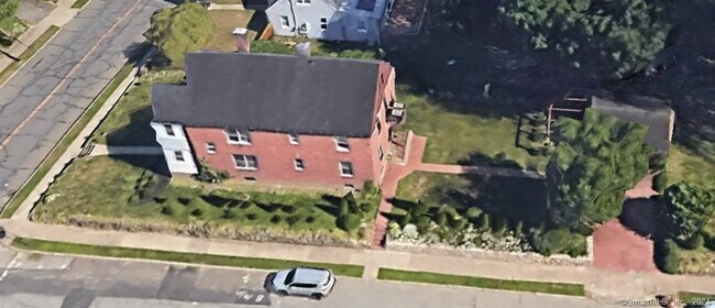 Primary Photo - 925 Wayne St