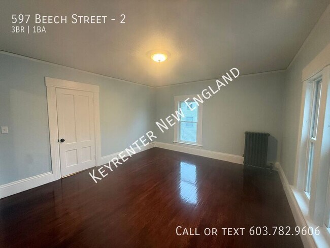 Building Photo - 597 Beech St