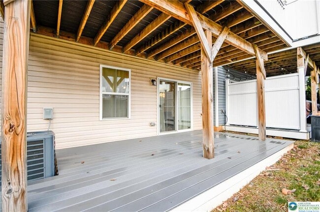 Building Photo - 2396 Cook Dr