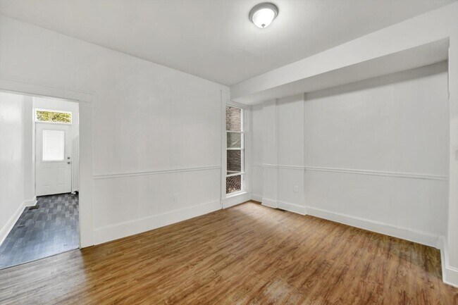 Building Photo - 3 Bed near Charles Village