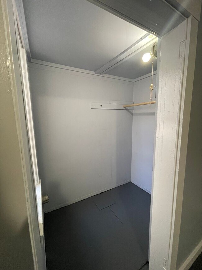 Building Photo - Beautifully Updated 3-Bedroom First Floor Apartment – North Adams, MA – $1,600/month