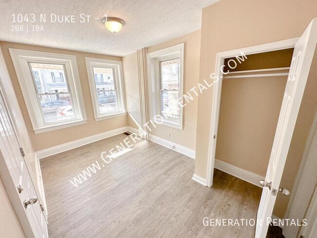 Building Photo - 1043 N Duke St