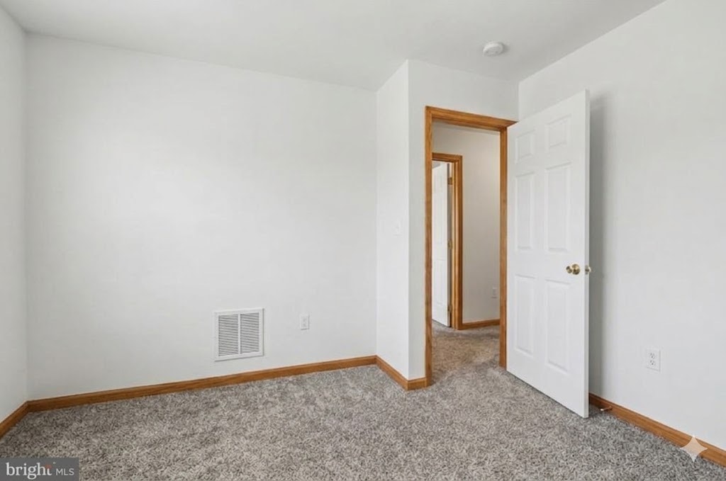 Building Photo - 134 Sable Dr