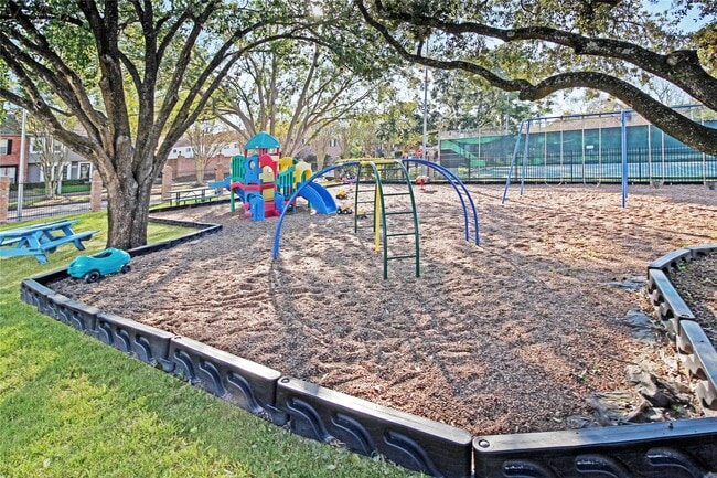 Building Photo - 14466 Misty Meadow Ln