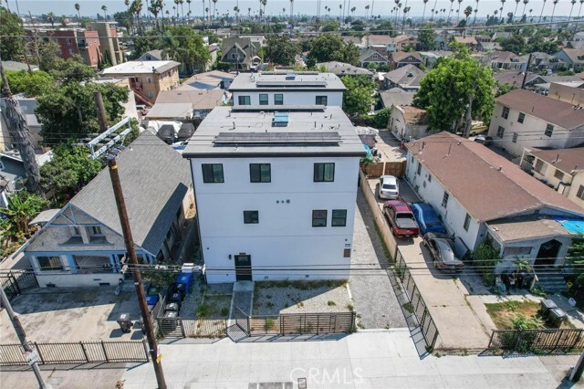 Building Photo - 532 W Vernon Ave