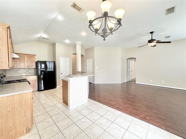 Building Photo - 20226 Suncoast Dr
