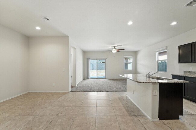 Building Photo - Rare Find! Spacious 3-Bed, 2-Bath + 3-Car ...