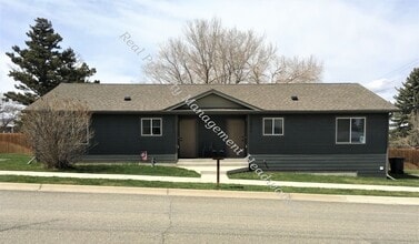 Building Photo - Linden 1502-1504