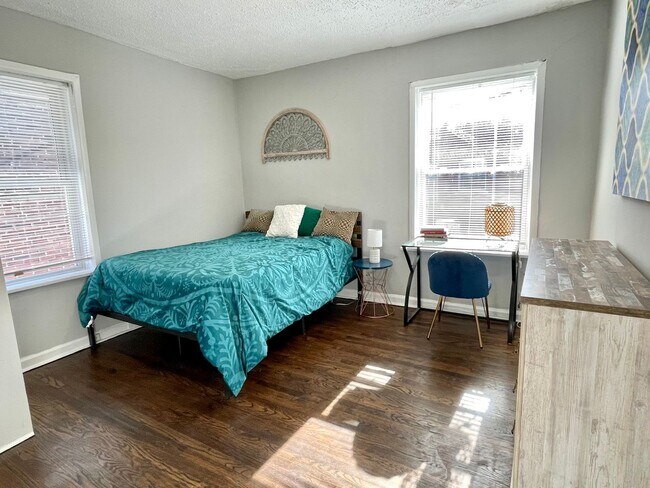 Building Photo - 2112 Maury Ave