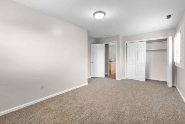 Building Photo - 3528 S 900 E