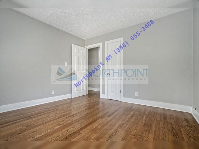 Building Photo - BR/2.5BA SFR with finished basement and back deck in NW Atlanta