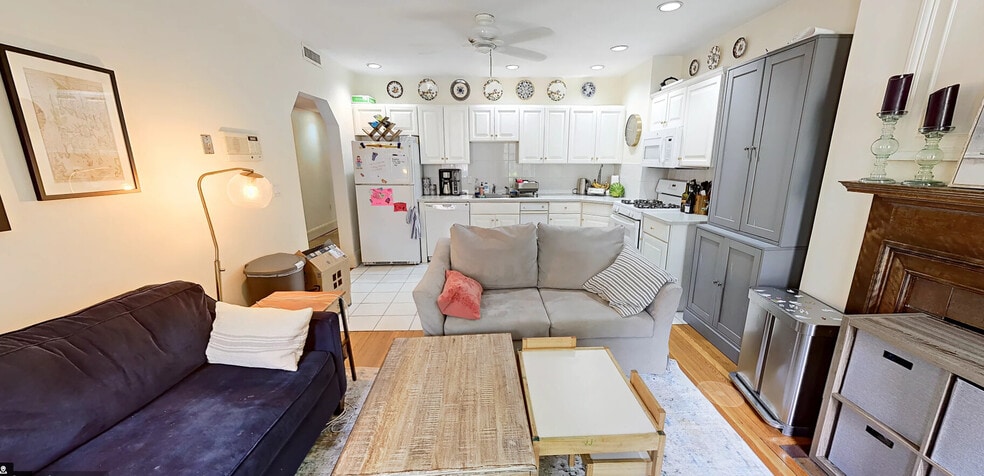 Building Photo - 18 Dean Rd