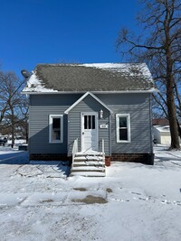 Building Photo - Cute 2 bedroom house in Pomeroy $750