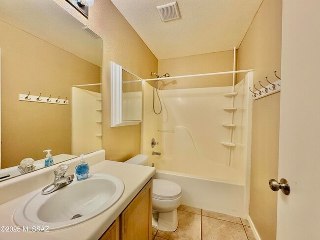 Building Photo - 2327 E Precious Shard Ct
