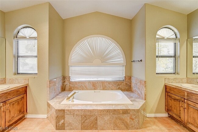 Building Photo - 8344 Snowmass Dr