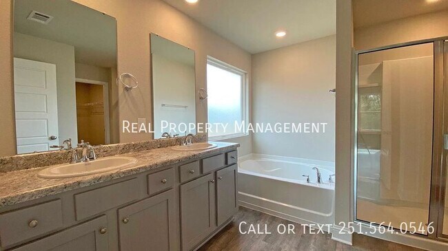 Building Photo - 2552 Thornbury Lp