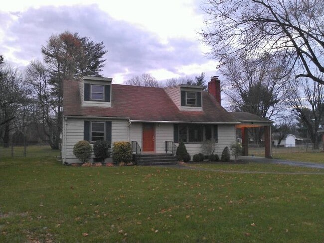 Building Photo - 7933 Old Seventh St