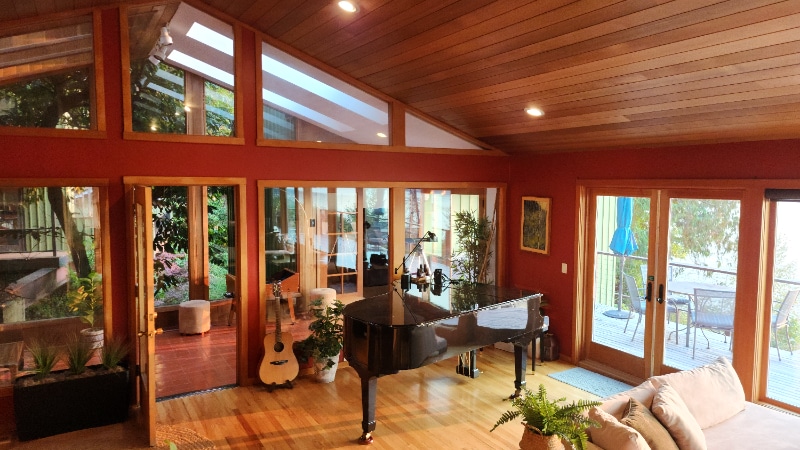 Building Photo - 1231 Chuckanut Dr