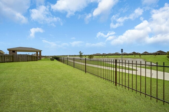 Building Photo - 4911 Bella Danielle Ct