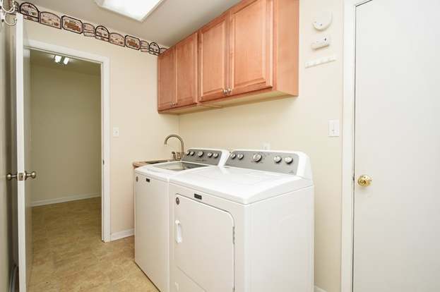 Building Photo - 5006 W Oakwood Dr