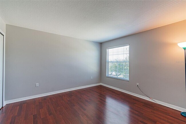 Building Photo - 8016 Alamosa Wood Ave