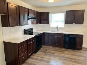 Building Photo - 1316 Ardmore Dr